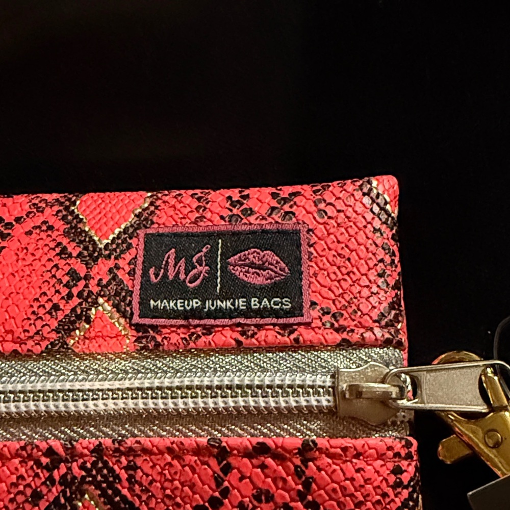 Red Patterned Women's Bag - Picture 3 of 5